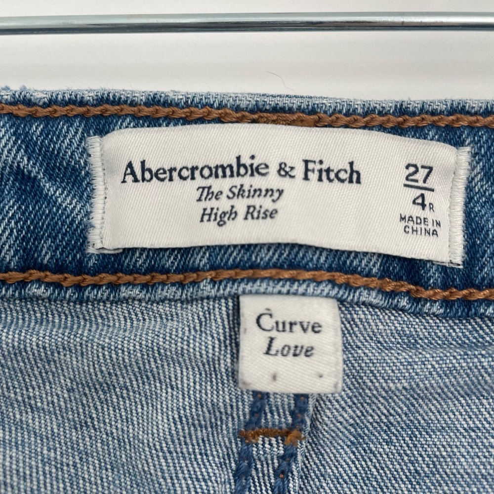 Abercrombie & Fitch Skinny High Rise Curve Love